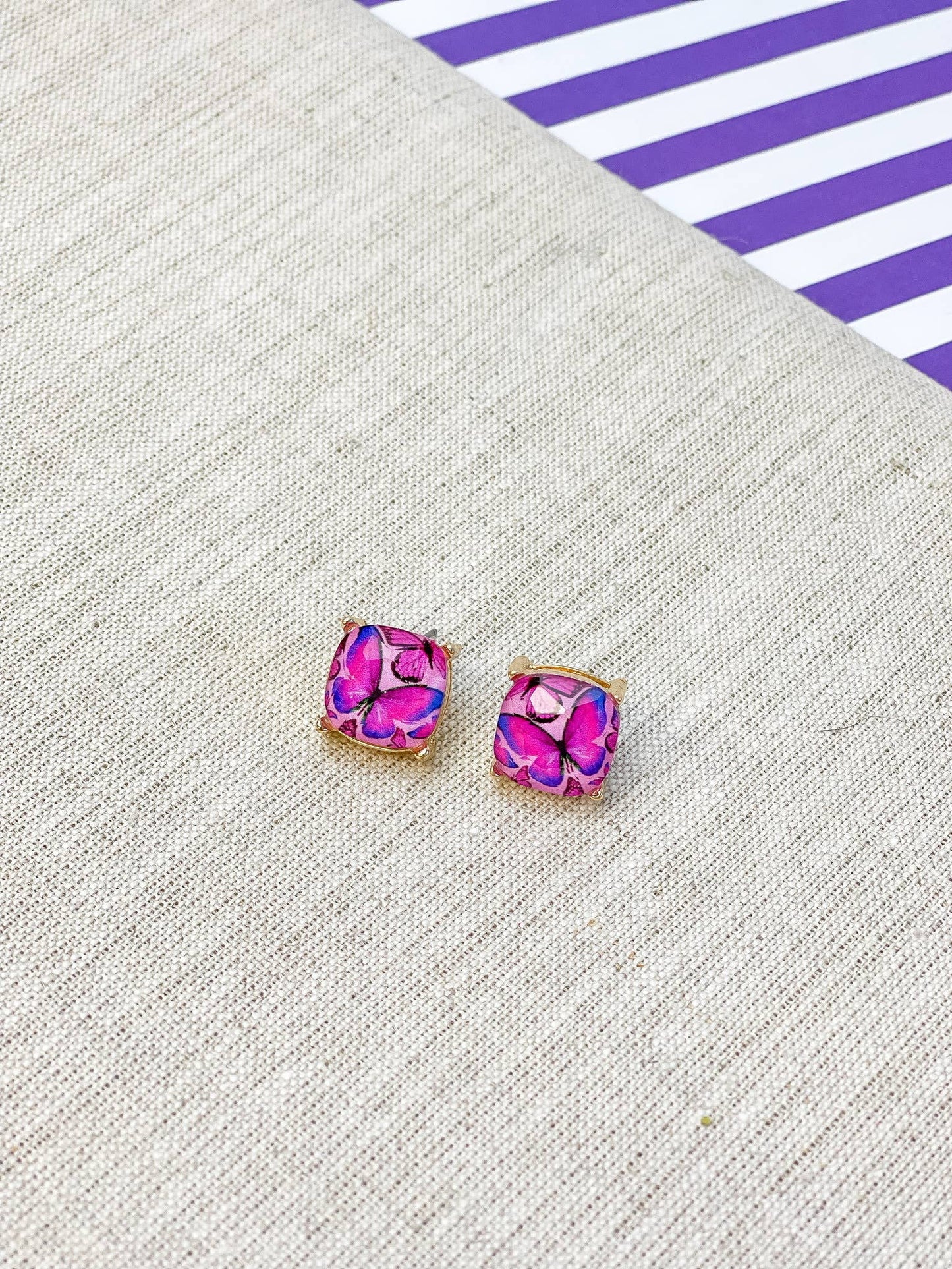 Prep Obsessed Wholesale Printed Butterfly Glass Stud Earrings - Fuchsia