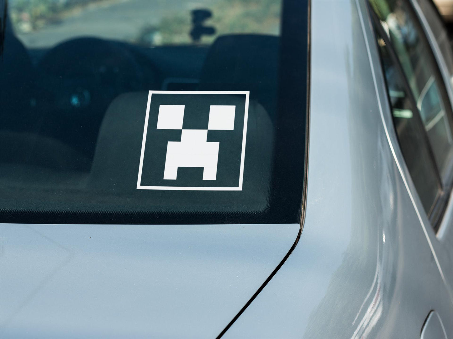 Minecraft Creeper Icon Vinyl decal for laptop, car, window, mirror, bumper, mug, water bottle, or more!
