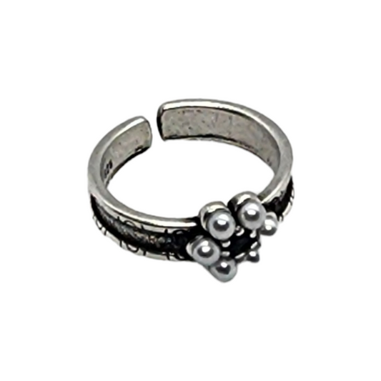 Adjustable Ring - Small Silver Flower